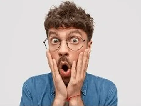 Chuyện lạ: Nộp đơn từ nhiệm gần nửa năm, dàn sếp lớn bất ngờ xin rút đơn ngay trước ngày tổ chức đại hội cổ đông
