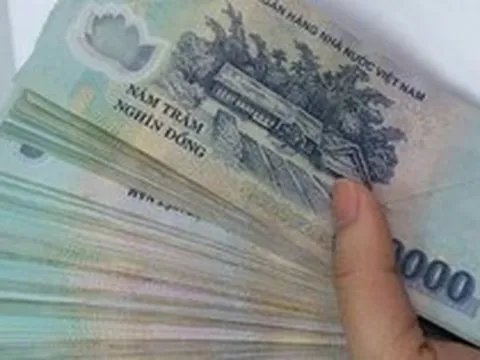 Công an cảnh báo: Nhiều người cao tuổi âm thầm tự đi gửi tiền hưởng lãi cao, đến khi đột ngột không rút được tiền về