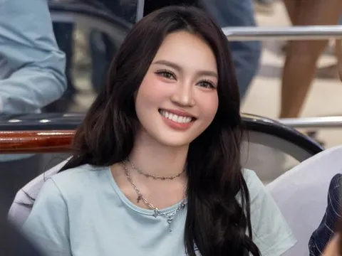Ninh Dương Lan Ngọc úp mở tin vui ở tuổi 36