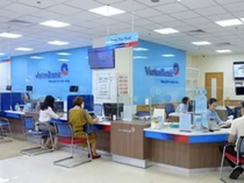Từ 5/10/2026: Ngân hàng sẽ phong tỏa tiền trong tài khoản khách hàng thuộc trường hợp sau