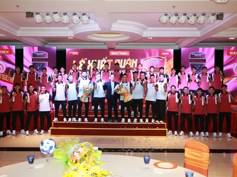 CLB Becamex TP.HCM đặt mục tiêu lên hạng