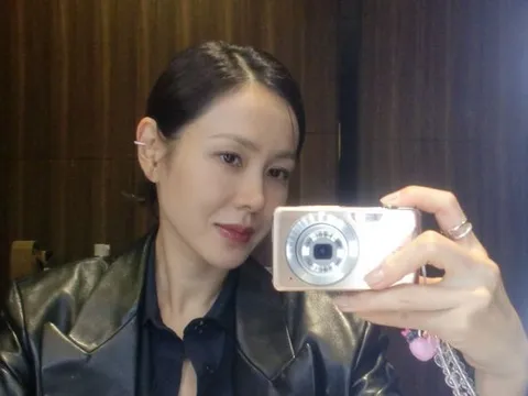 Son Ye Jin khoe nhan sắc thăng hạng trước màn tái xuất