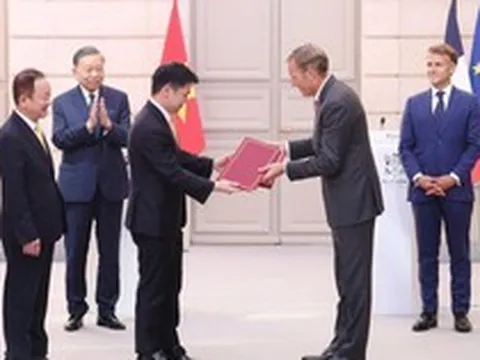 Hãng hàng không của Bầu Hiển đặt mua 50 máy bay Airbus