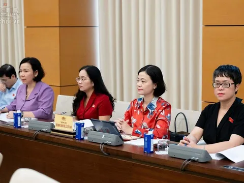 Chính phủ đề xuất thêm 1 ngày nghỉ lễ hưởng nguyên lương vào Bộ luật Lao động