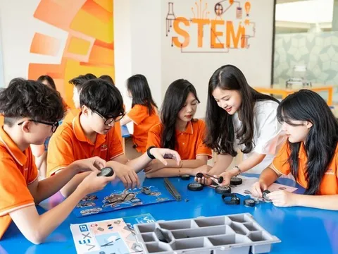 Bộ GD&ĐT yêu cầu quản lý nghiêm dạy thêm, học thêm trong năm học 2026-2027