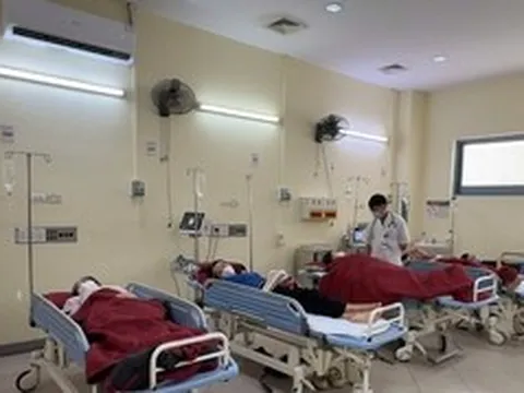 Thêm nhiều người nhập viện nghi do ngộ độc tập thể tại công ty dệt may ở Huế
