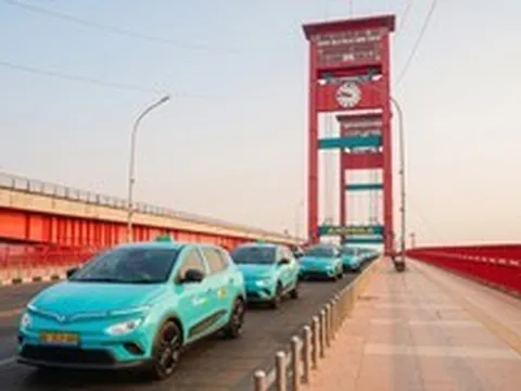 Hãng taxi của tỷ phú Phạm Nhật Vượng mở thêm một thị trường khi có Tân Tổng Giám đốc