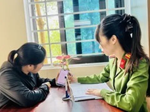 Điều tra các giao dịch chuyển khoản từ 299.000 đến 599.000 đồng: Công an mời Nguyễn Thị T. SN 1980 đến trụ sở làm việc