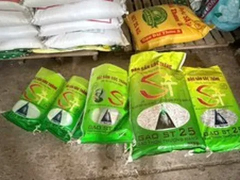 Khởi tố vụ án liên quan đến đóng gói, kinh doanh gạo giả mạo nhãn hiệu ST25