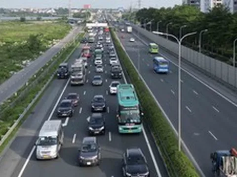 Hoàn thiện quy định về khoảng cách an toàn trên cao tốc phù hợp với điều kiện cầu, đường, mật độ giao thông