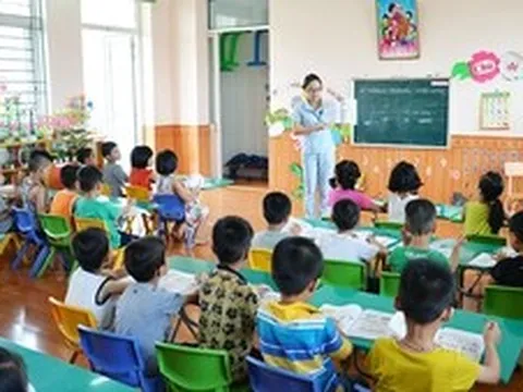 Trẻ em thuộc đối tượng phổ cập giáo dục mầm non cho trẻ 5-6 tuổi được miễn, giảm, hỗ trợ học phí