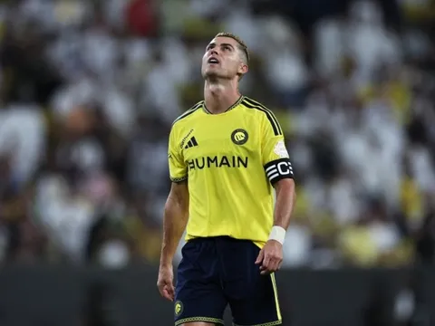 Ronaldo cùng Al Nassr thua thảm ở AFC Champions League