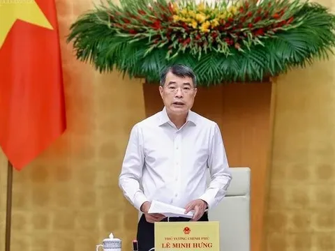 Thủ tướng yêu cầu xử lý ngay tình trạng thiếu sách giáo khoa, bất cập suất ăn học đường