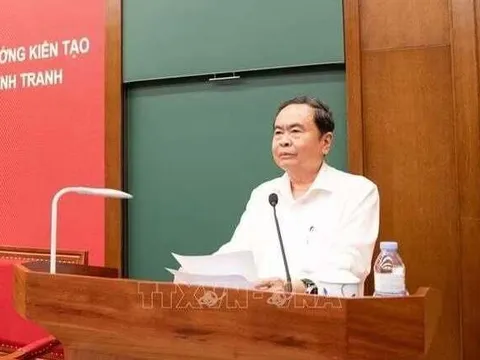 Chủ tịch Quốc hội Trần Thanh Mẫn trao đổi chuyên đề về đổi mới tư duy xây dựng thể chế, pháp luật