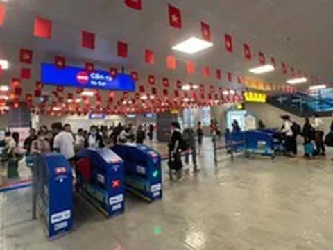 Tuyến Metro Nhổn - ga Hà Nội phát huy thế mạnh khi Thủ đô ngập lụt, tắc đường