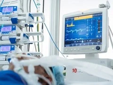 Sức khỏe 5 nạn nhân vụ cháy nhà trong hẻm ở TP.HCM hiện ra sao?