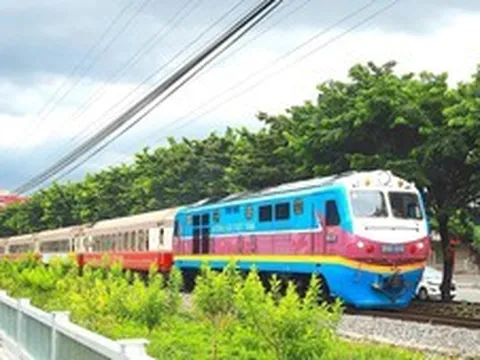 Ngừng chạy nhiều chuyến tàu do mưa lũ đến ngày 19/9
