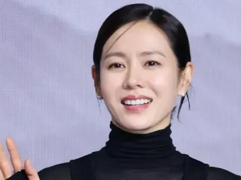 Son Ye Jin tái xuất sau khi sinh: 'Nuôi con khó hơn đóng phim'