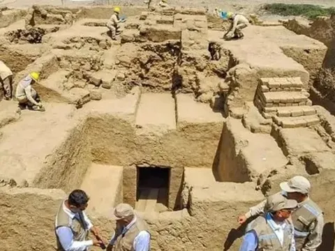 'Phát hiện của thập kỷ': Lăng mộ cổ 600 tuổi còn nguyên vẹn ở Peru