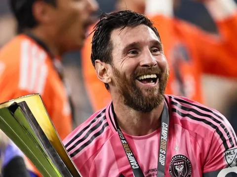 Lời từ chối 500 triệu euro của Messi gây sốt trở lại