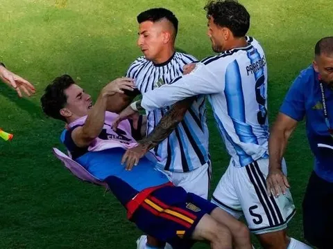 FIFA phũ phàng với Gavi và tuyển Tây Ban Nha