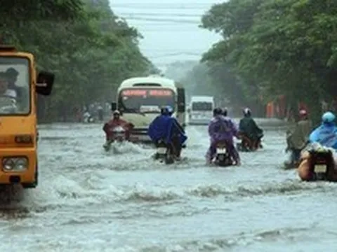 Ứng phó mưa, lũ: Di dời hơn 2.800 hộ dân tại 5 tỉnh, thành phố đến nơi an toàn