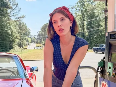 Nữ diễn viên Hollywood Millie Bobby Brown thông báo đã nhận con nuôi thứ hai ở tuổi 22