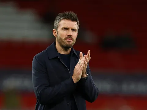 Carrick xóa sổ nhóm thủ lĩnh tại MU