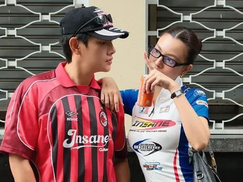 Hành động tinh tế của Quỳnh Lý dành cho Tú Hảo khiến dân mạng 'dậy sóng'