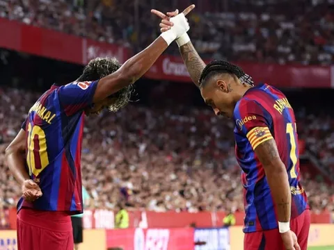 Phong độ đáng kinh ngạc của Barcelona