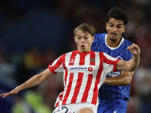 Indonesia nhắm đến trung vệ của Brighton