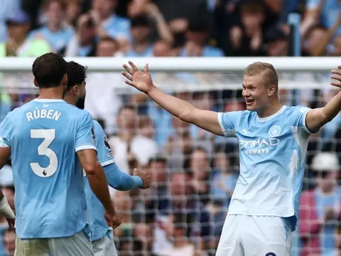 Man City thắng 5-3 nhưng để lộ vấn đề