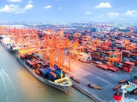 Hàng hóa xuất khẩu, nhập khẩu qua sàn thương mại điện tử phải làm thủ tục hải quan