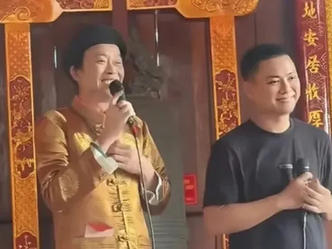 Ngỡ ngàng thứ NSƯT Hoài Linh tặng Hoài Lâm tại đền thờ Tổ 100 tỷ