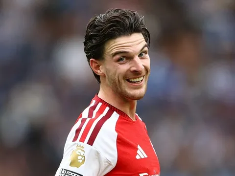 Lương Declan Rice tăng vọt