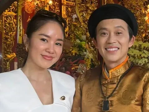 Lê Phương đến viếng đền thờ Tổ 100 tỷ của Hoài Linh