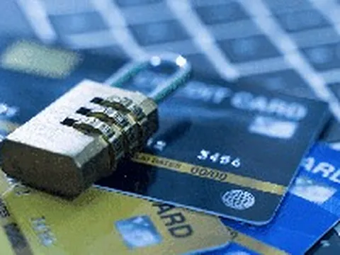 Cơ quan Thuế yêu cầu Agribank, BIDV, ACB, VPBank, LPBank,... khẩn trương phong tỏa các tài khoản ngân hàng sau