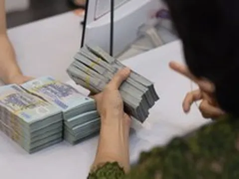 Cuối tháng 9, gửi ngân hàng bao nhiêu tiền để lãi 15 triệu/tháng?