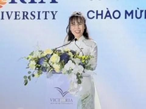 Nữ tiến sĩ mới trở thành người giàu thứ 2 Việt Nam vừa làm một điều đặc biệt