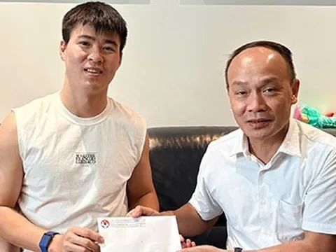 Lãnh đạo VFF thăm cựu đội trưởng tuyển Việt Nam
