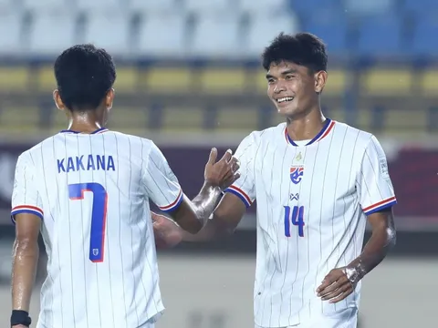 Thái Lan chạy đà cho trận gặp Việt Nam bằng chiến thắng 4-0