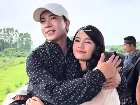 S.T Sơn Thạch công khai bày tỏ với Ninh Dương Lan Ngọc