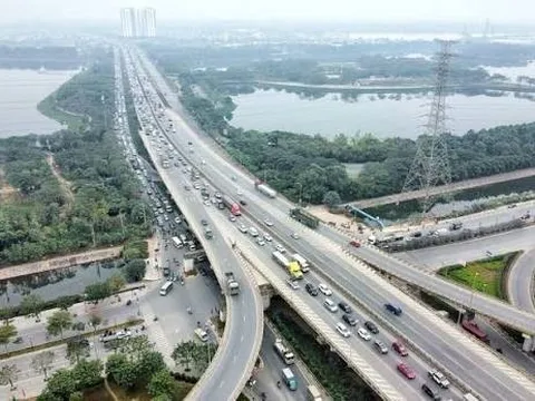 Thủ tướng yêu cầu kiên quyết không được lùi, kéo dài, điều chỉnh tiến độ dự án giao thông trọng điểm