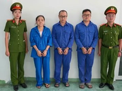 Khởi tố, bắt tạm giam nhóm đối tượng in, phát hành 21.000 quyển sách trái phép