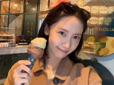 Yoona (Girls' Generation) khoe vẻ đẹp tựa nàng thơ giữa lòng nước Ý