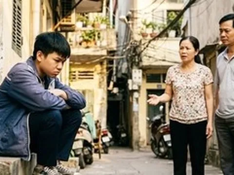 Làm gì khi phát hiện con tham gia hội nhóm 'ghét bố mẹ'?