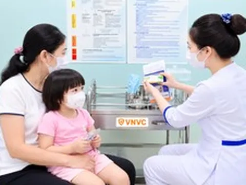 VNVC nỗ lực tiêm gần 25.000 liều vaccine tay chân miệng an toàn cho trẻ trên toàn quốc