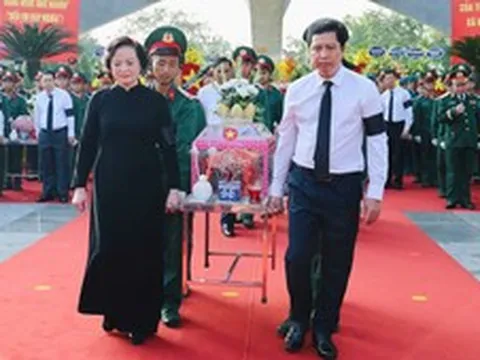 Phó Thủ tướng Phạm Thị Thanh Trà dự Lễ truy điệu, an táng hài cốt liệt sĩ tại Lào Cai
