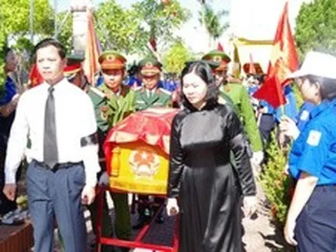 Quảng Trị truy điệu, an táng 30 hài cốt liệt sĩ mới quy tập