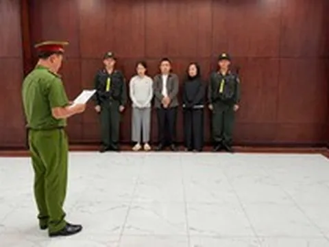 Khởi tố chủ công ty sản xuất cho Ngân 98 hơn 100.000 sản phẩm thực phẩm giảm cân chứa chất cấm có nguy cơ gây tai biến tim mạch, đột quỵ, ung thư